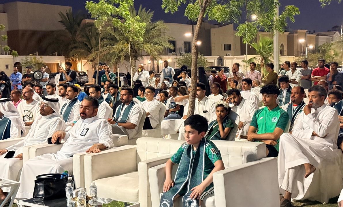 أمانة الشرقية تحوّل الحدائق إلى منصات مونديالية لمؤازرة 